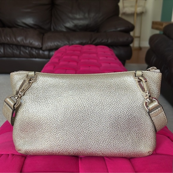 Henri Bendel Influencer 2-in-1 Crossbody Bag - Picture 6 of 16